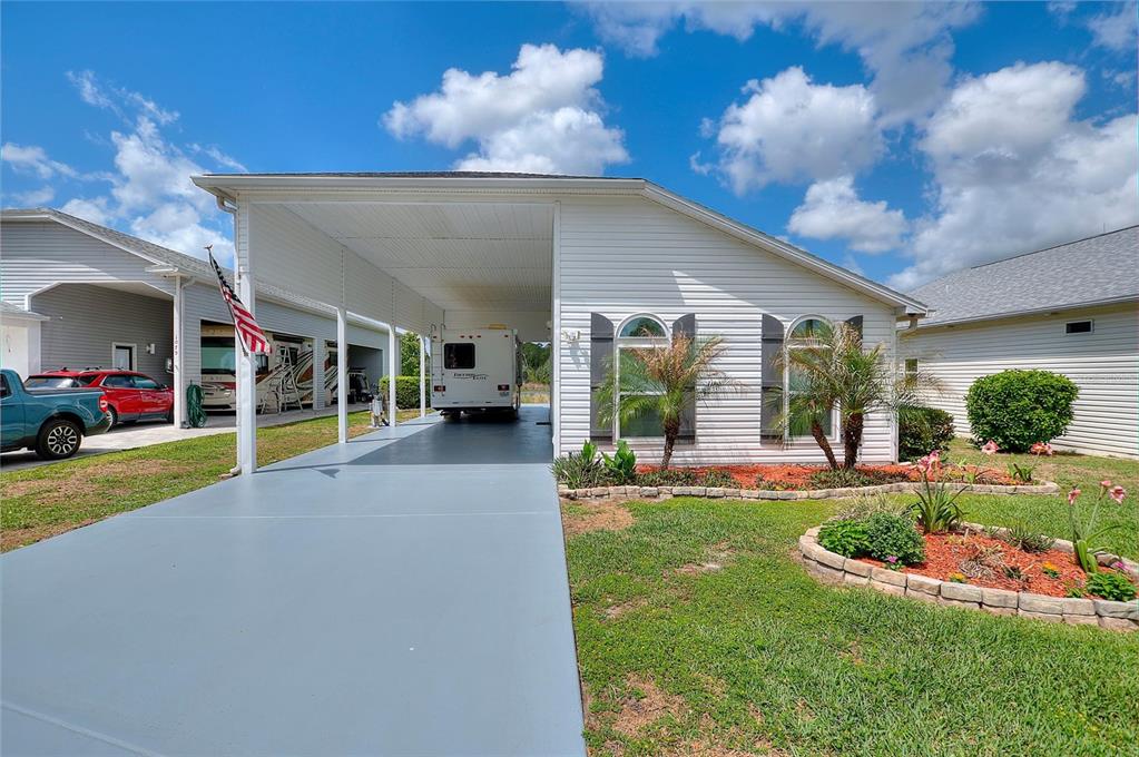 Property for sale at 1083 MOTORCOACH DRIVE, POLK CITY, FL, 33868