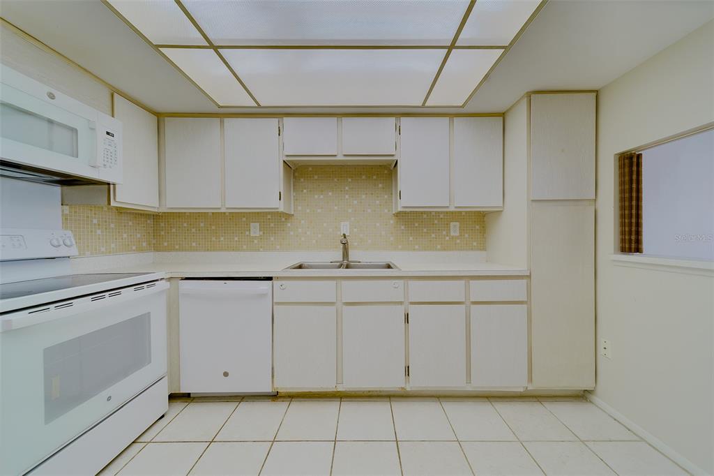 Property for sale at 17920 GULF BOULEVARD UNIT 1408, REDINGTON SHORES, FL, 33708