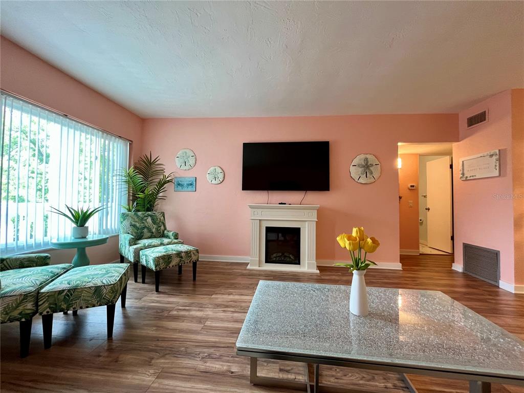Property for sale at 2021 AUSTRALIA WAY W UNIT 59, CLEARWATER, FL, 33763