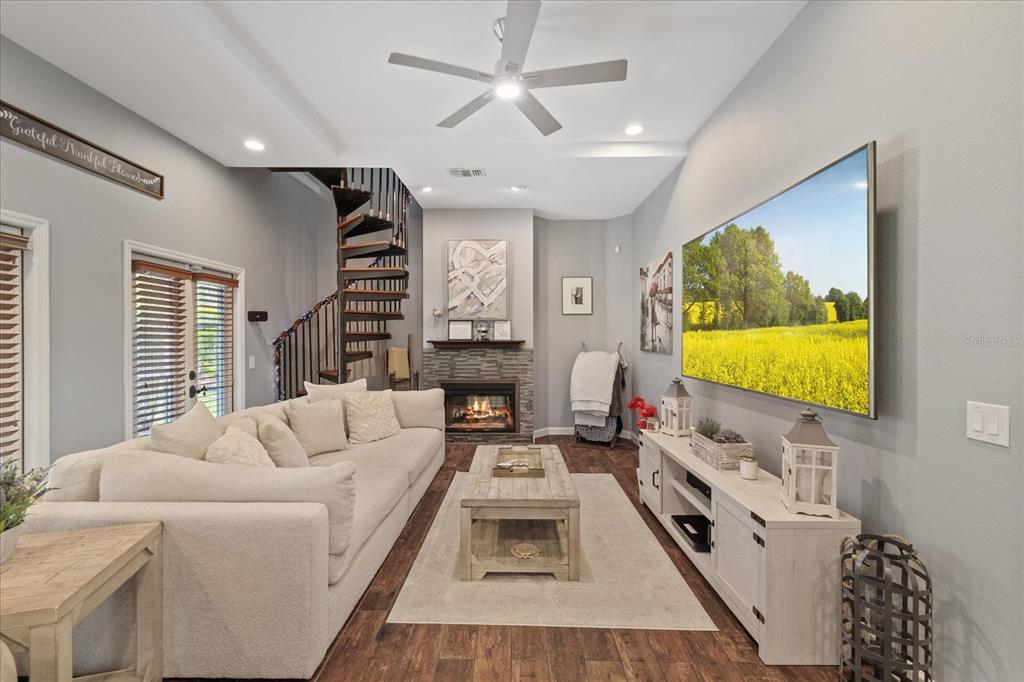 Property for sale at 27625 LINCOLN PLACE, WESLEY CHAPEL, FL, 33544