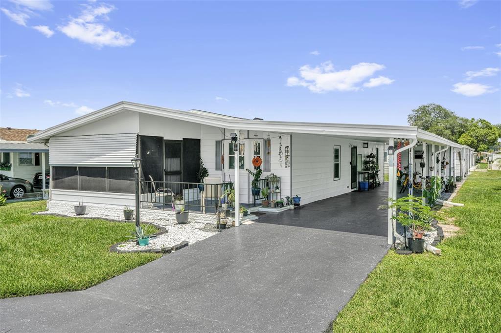 Property for sale at 6666 BRIARHILL DRIVE NE, WINTER HAVEN, FL, 33881
