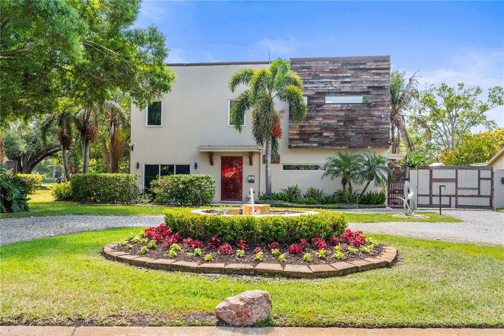 Property for sale at 2520 GOMAZ WAY S, ST PETERSBURG, FL, 33712