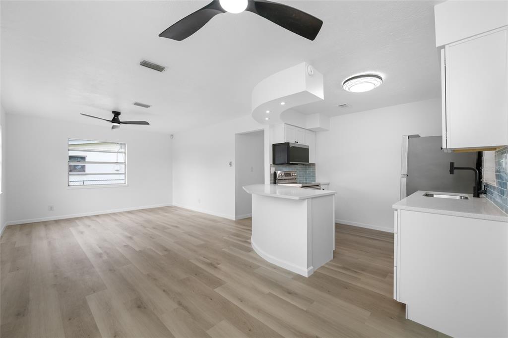 Property for sale at 8176 65TH STREET N, PINELLAS PARK, FL, 33781