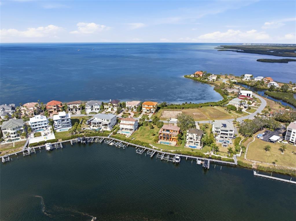 Property for sale at 26 HARBORPOINTE DR, PORT RICHEY, FL, 34668