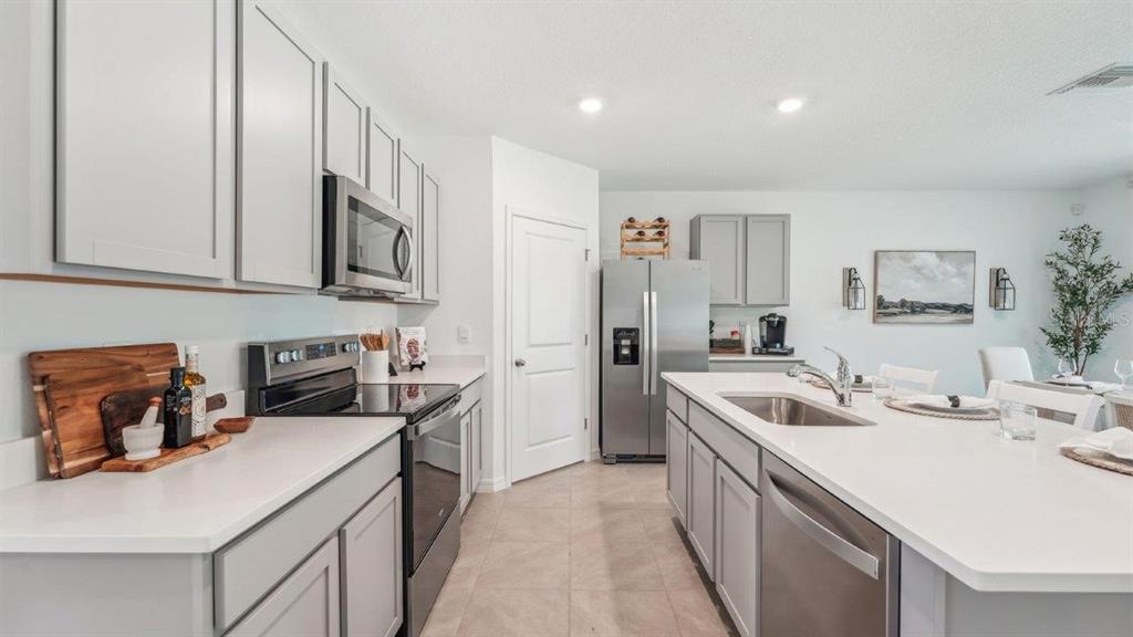 Property for sale at 7650 WHEAT STONE DRIVE, ZEPHYRHILLS, FL, 33540