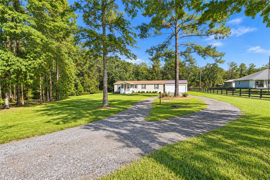 Property for sale at 5125 NE COUNTY ROAD 1469, HAWTHORNE, FL, 32640