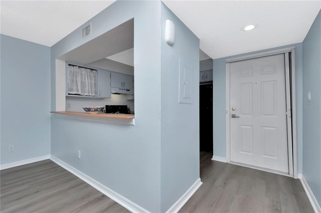 Property for sale at 6817 STONES THROW CIRCLE N UNIT 17203, ST PETERSBURG, FL, 33710