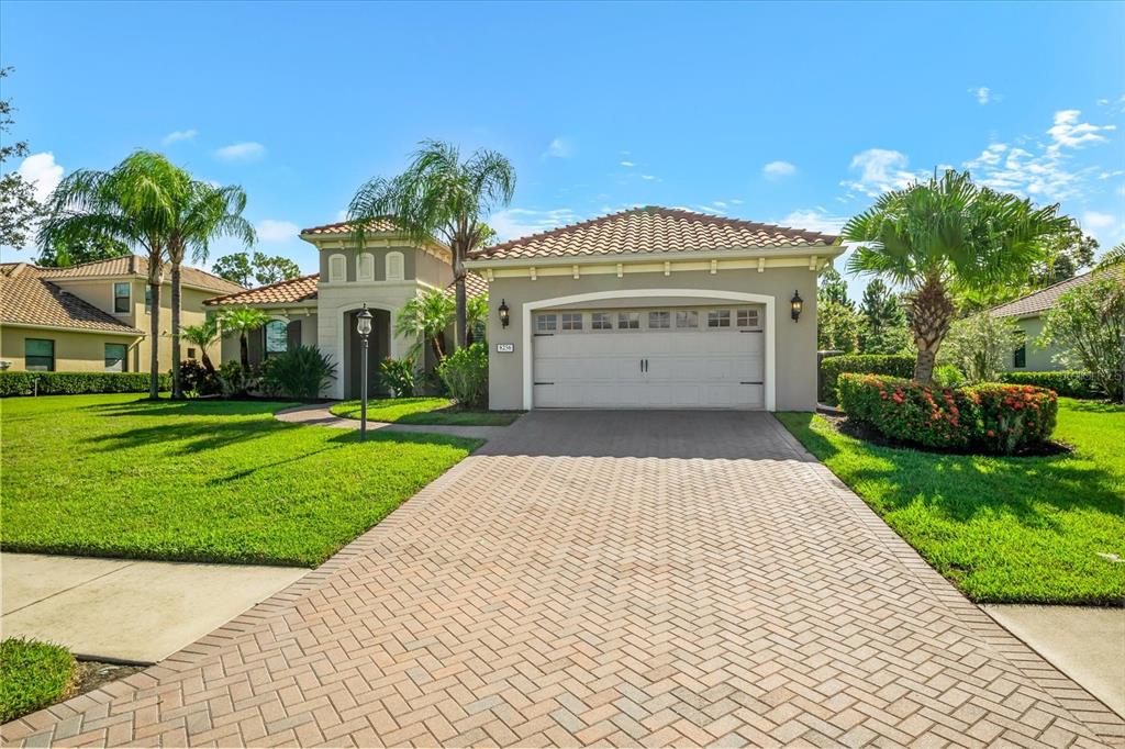 Property for sale at 8256 LARKSPUR CIRCLE, SARASOTA, FL, 34241