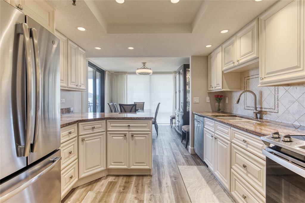 Property for sale at 1239 OCEAN SHORE BOULEVARD UNIT 2E5, ORMOND BEACH, FL, 32176