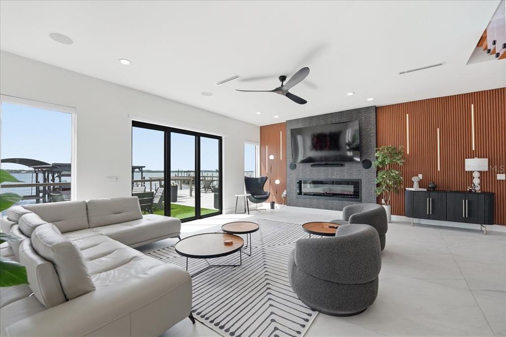 Property for sale at 2175 S TROPICAL TRAIL, MERRITT ISLAND, FL, 32952