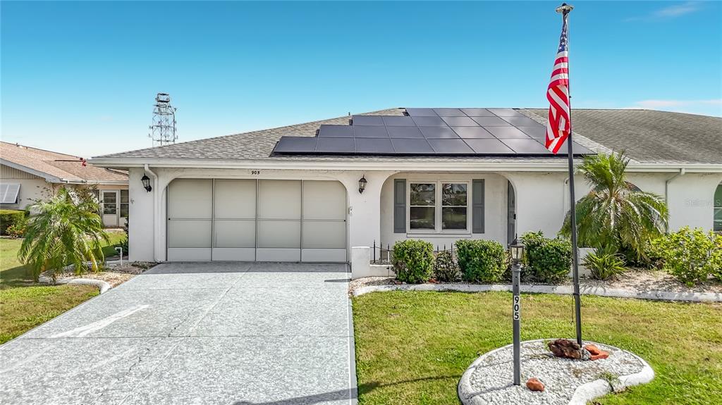 Property for sale at 905 BLUEWATER DRIVE, SUN CITY CENTER, FL, 33573