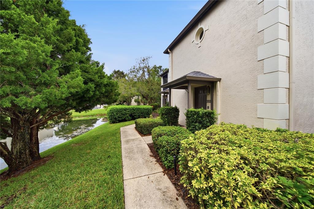 Property for sale at 4520 SOUTHAMPTON COURT UNIT 4520, TAMPA, FL, 33618
