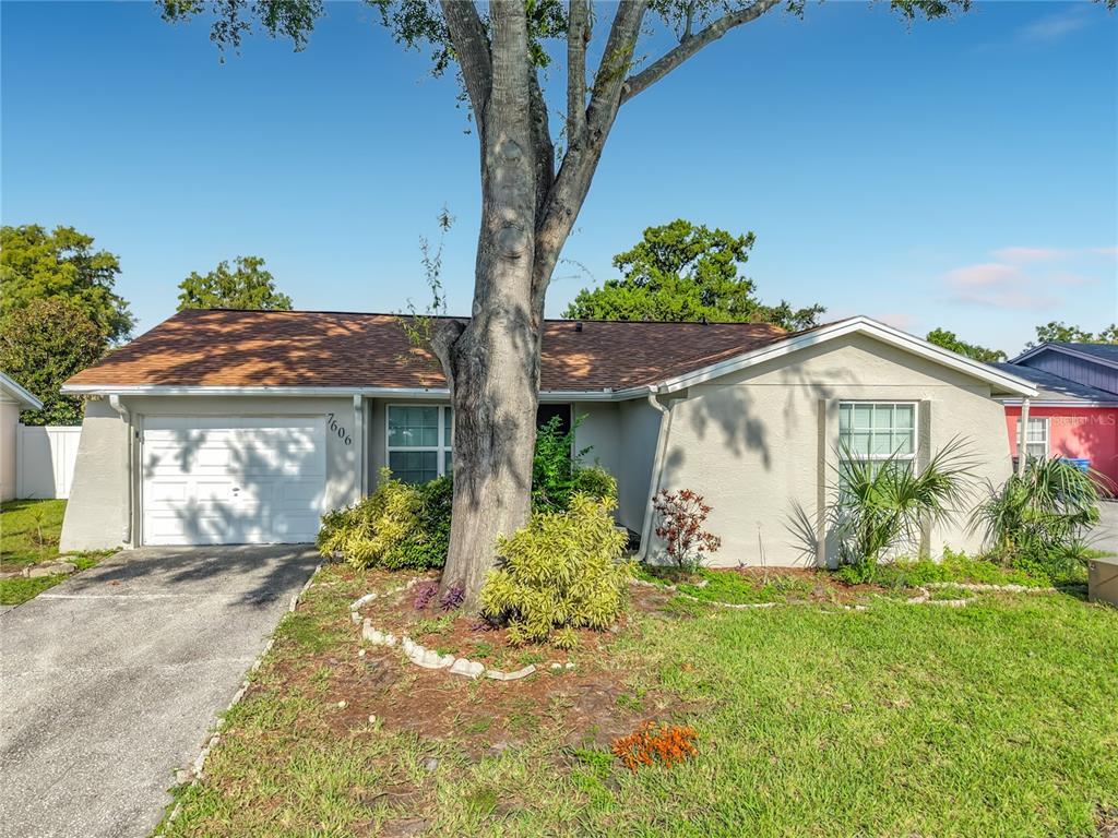 Property for sale at 7606 WOODLAND OAKS COURT, TAMPA, FL, 33615