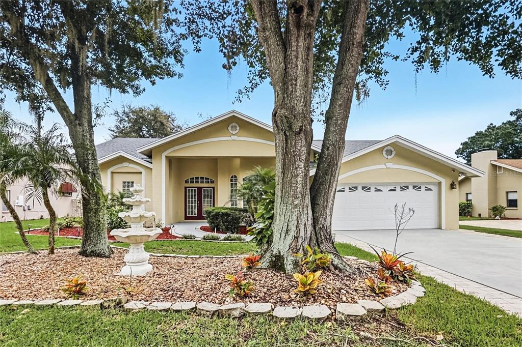 Property for sale at 2820 CLUBHOUSE DRIVE, PLANT CITY, FL, 33566