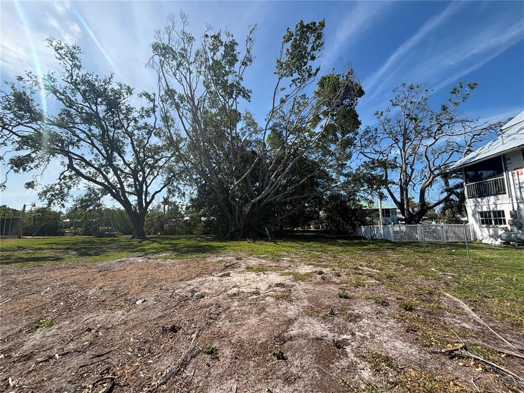 Property for sale at 4417 DOLPHIN LANE, PALMETTO, FL, 34221