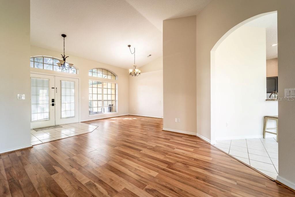 Property for sale at 107 NEEDLEWOOD LOOP, DEBARY, FL, 32713