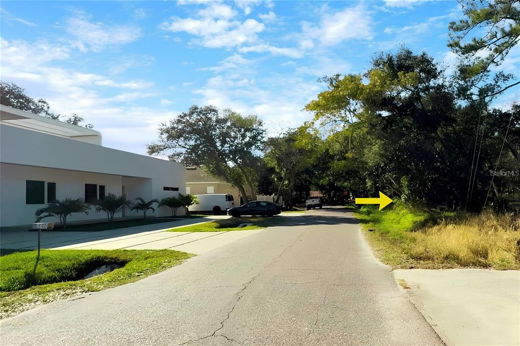 Lot on Right Side of street