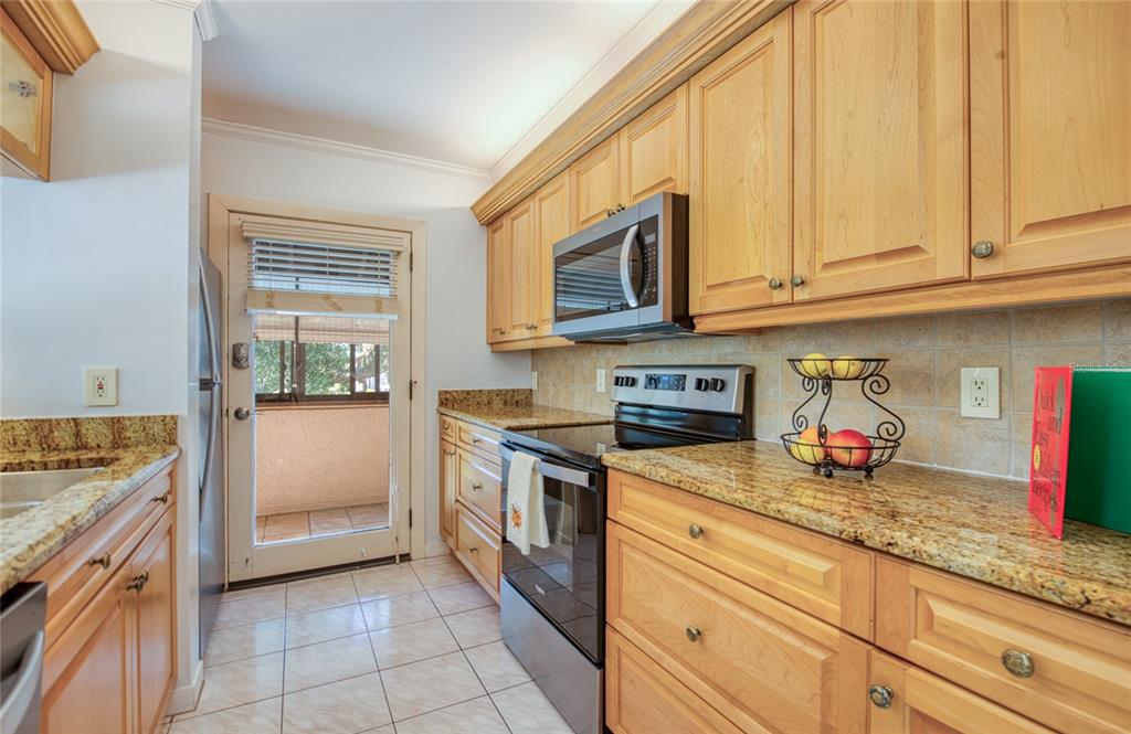 Property for sale at 6305 PELICAN CREEK CROSSING UNIT D, ST PETERSBURG, FL, 33707