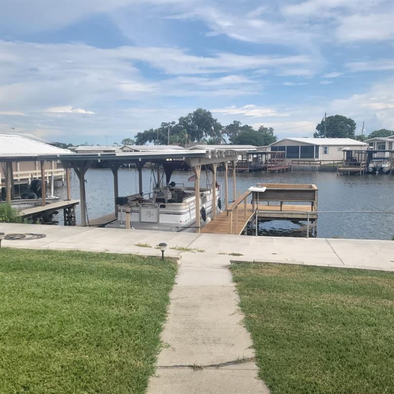 Property for sale at 1403 LAKEVIEW DRIVE, TAVARES, FL, 32778