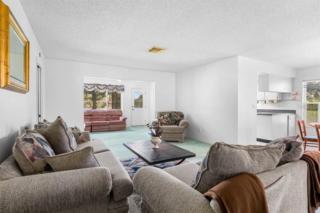 Property for sale at 2209 HARTLEBURY WAY UNIT 402, SUN CITY CENTER, FL, 33573