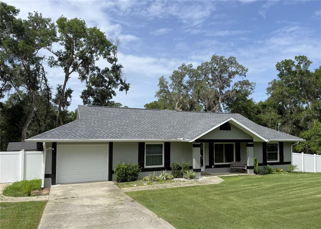 Property for sale at 10 EMERALD TRAIL, OCALA, FL, 34472