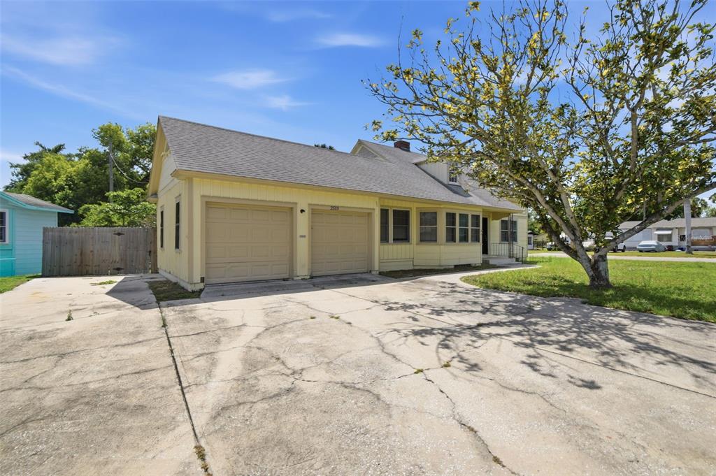 Property for sale at 2513 16TH AVENUE W, BRADENTON, FL, 34205