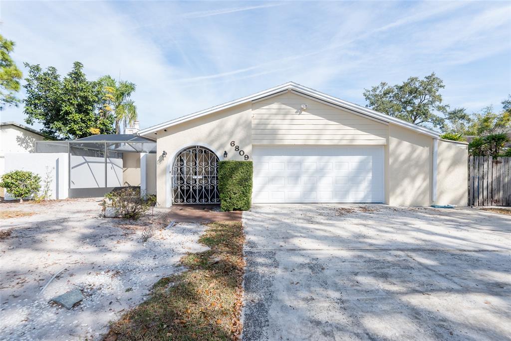 Property for sale at 6809 TWELVE OAKS BOULEVARD, TAMPA, FL, 33634