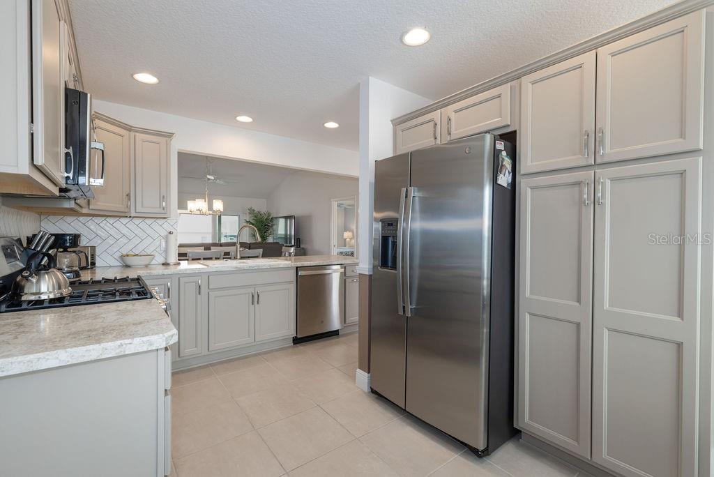 Property for sale at 2454 YOUNGMANN LOOP, THE VILLAGES, FL, 32163