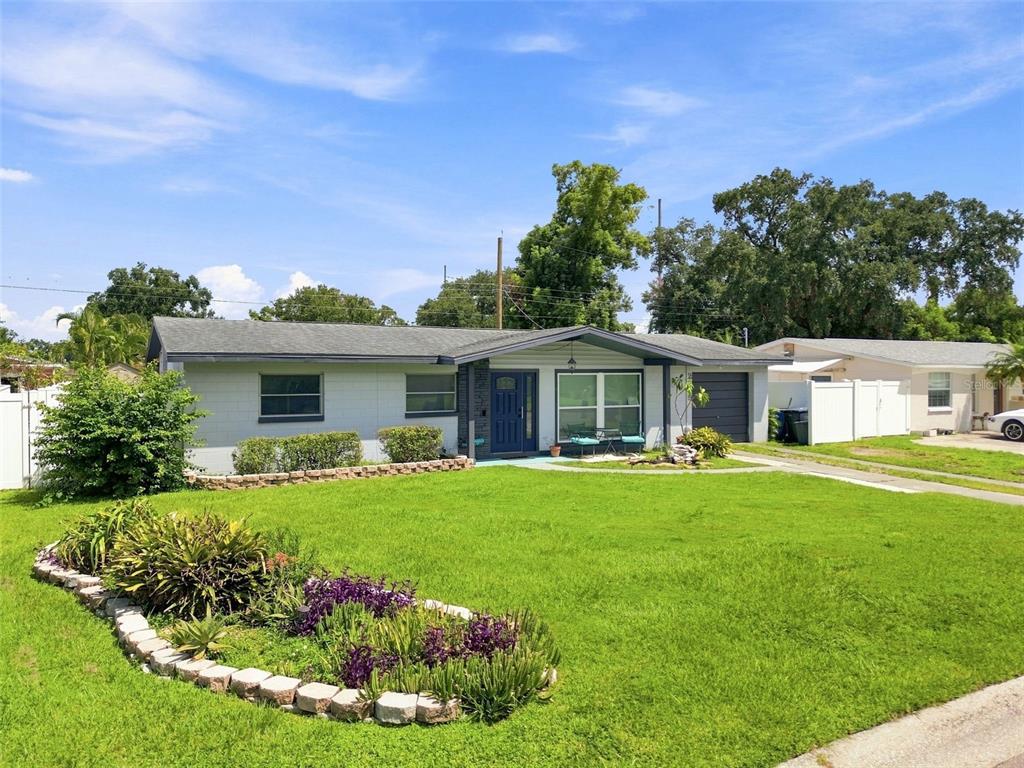 Property for sale at 2609 AUBURN AVENUE W, TAMPA, FL, 33614