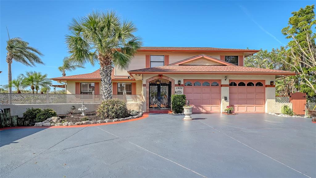 Property for sale at 1444 RIDGEWOOD LANE, SARASOTA, FL, 34231