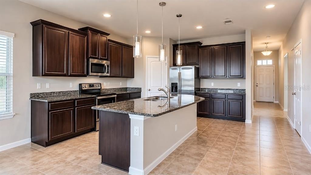 Property for sale at 9215 MOUNTAIN MAGNOLIA DRIVE, RIVERVIEW, FL, 33578