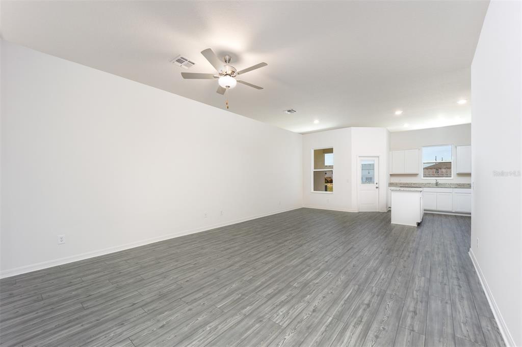 Property for sale at 691 POPPY LANE, DUNDEE, FL, 33838