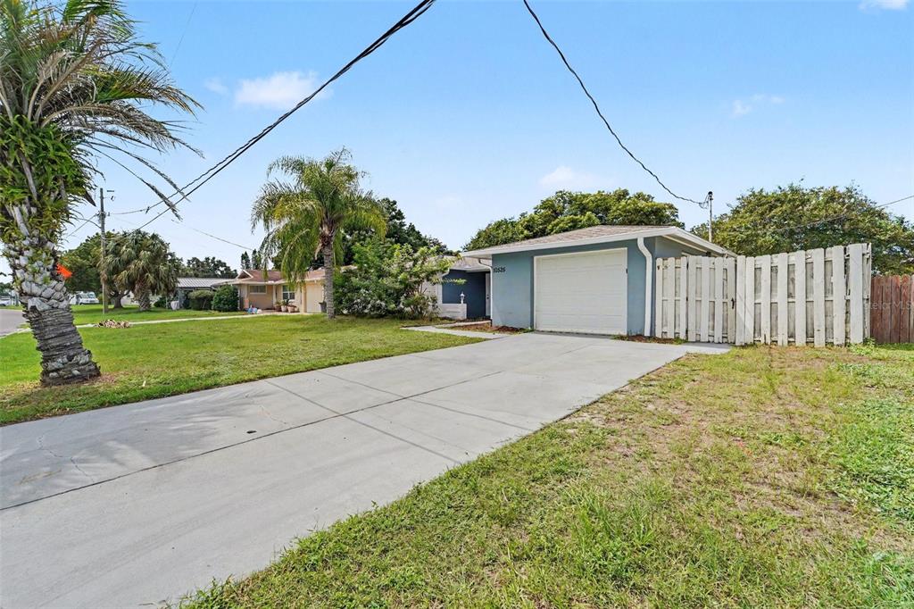 Property for sale at 10525 OLEANDER DRIVE, PORT RICHEY, FL, 34668