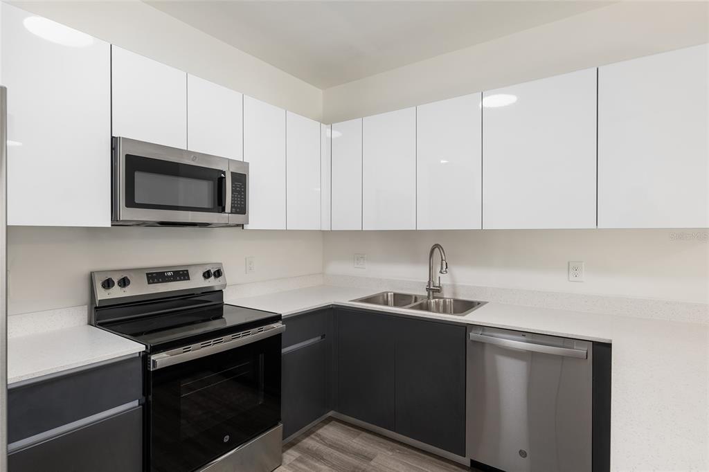 Property for sale at 1581 NW 29TH ROAD UNIT 2, GAINESVILLE, FL, 32605