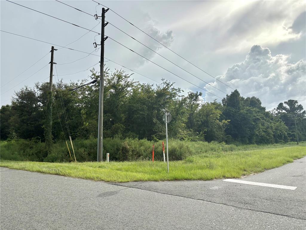 CR-751 / FL-50 Corner View