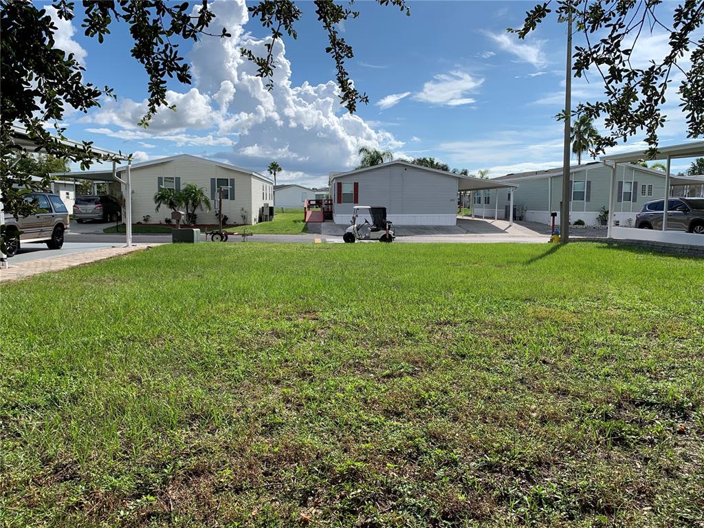 Property for sale at 223 N SAINT GEORGE CIRCLE, APOLLO BEACH, FL, 33572
