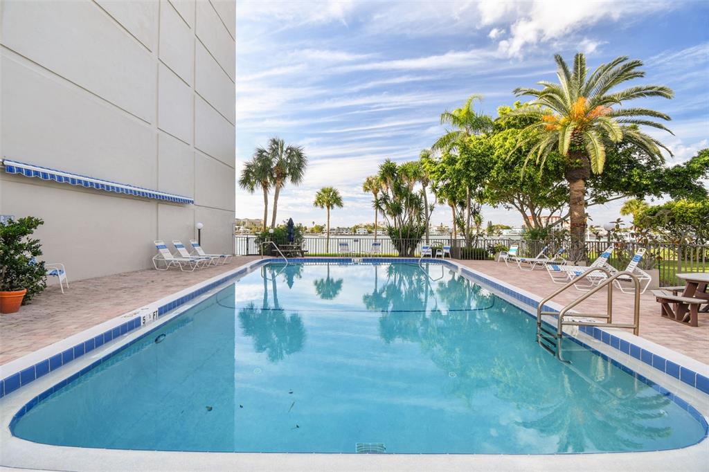 Property for sale at 644 ISLAND WAY UNIT 505, CLEARWATER, FL, 33767