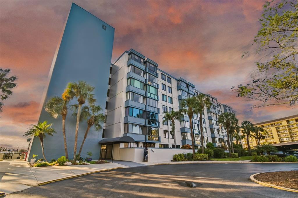 Property for sale at 644 ISLAND WAY UNIT 505, CLEARWATER, FL, 33767