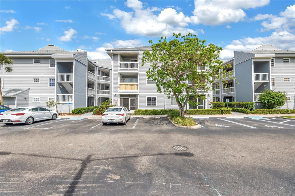 Property for sale at 6924 STONES THROW CIRCLE N UNIT 8103, ST PETERSBURG, FL, 33710