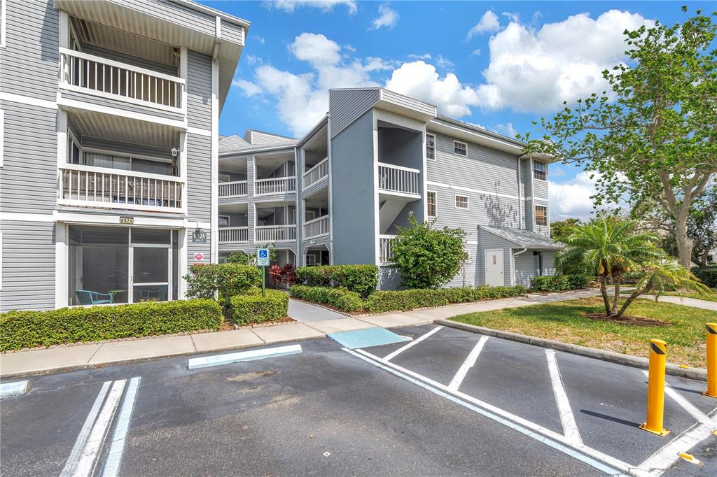 Property for sale at 6924 STONES THROW CIRCLE N UNIT 8103, ST PETERSBURG, FL, 33710