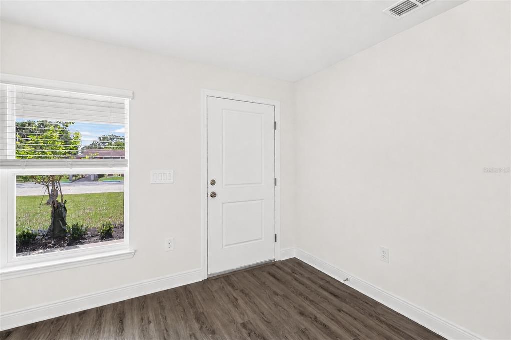 Property for sale at 437 ALVINA AVENUE, LAKE WALES, FL, 33853