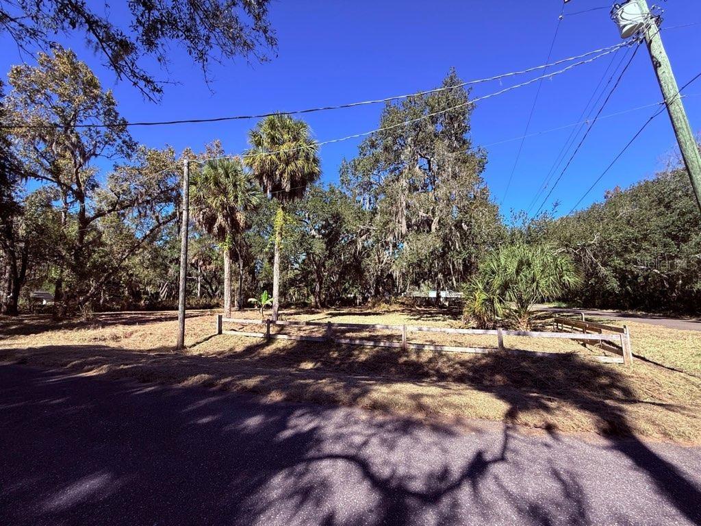 Property for sale at 1204 DAVIES ROAD, BRANDON, FL, 33511