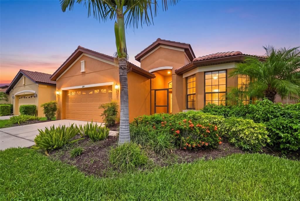 Property for sale at 229 SILVER FALLS DRIVE, APOLLO BEACH, FL, 33572