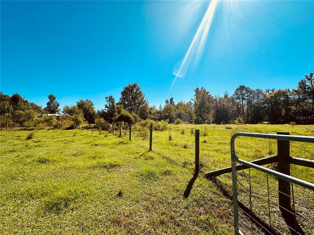 Property for sale at 4752 W STATE ROAD 235, LA CROSSE, FL, 32658