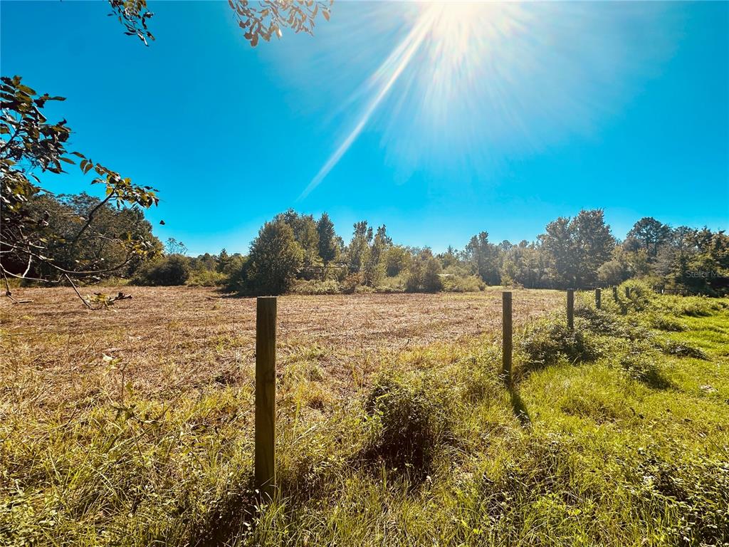 Property for sale at 4752 W STATE ROAD 235, LA CROSSE, FL, 32658