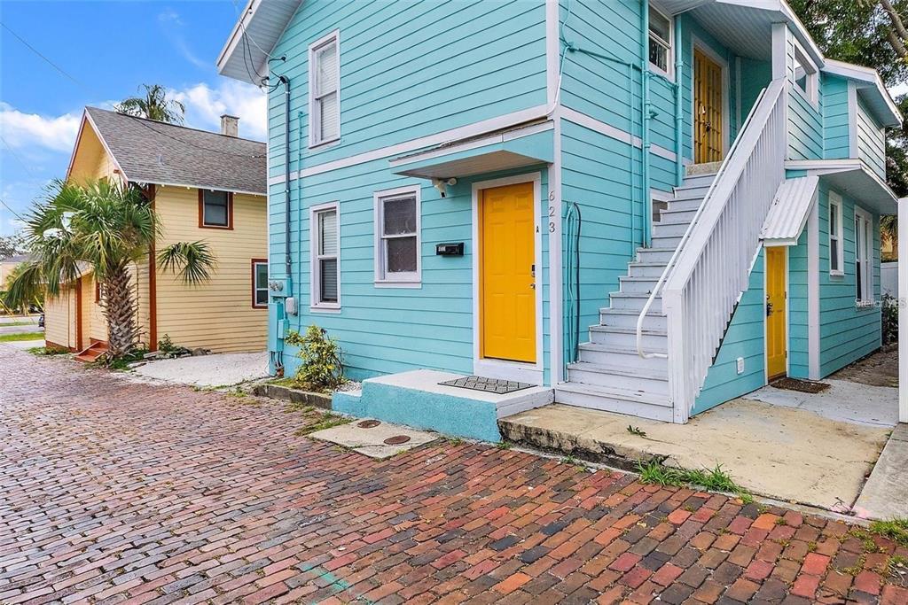 Property for sale at 623 MOUND PARK WAY S, ST PETERSBURG, FL, 33701