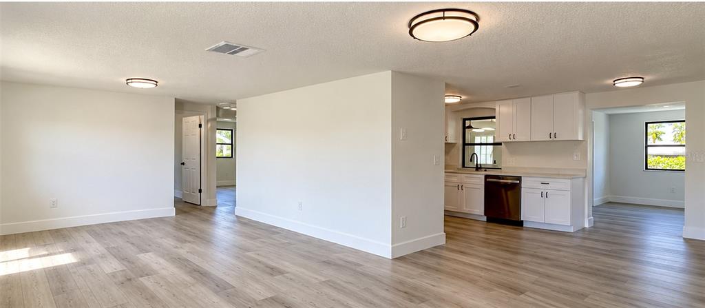 Great room / kitchen