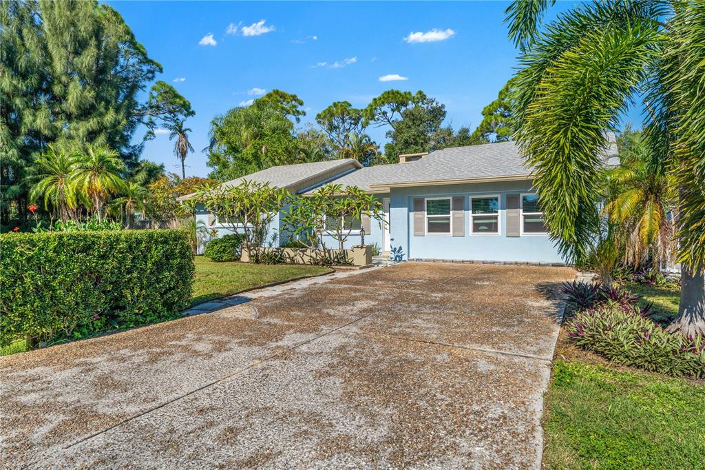 Property for sale at 424 CARMEL ROAD, VENICE, FL, 34293