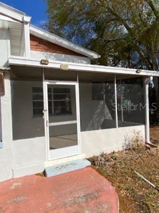 Front Entrance (Screened Patio)