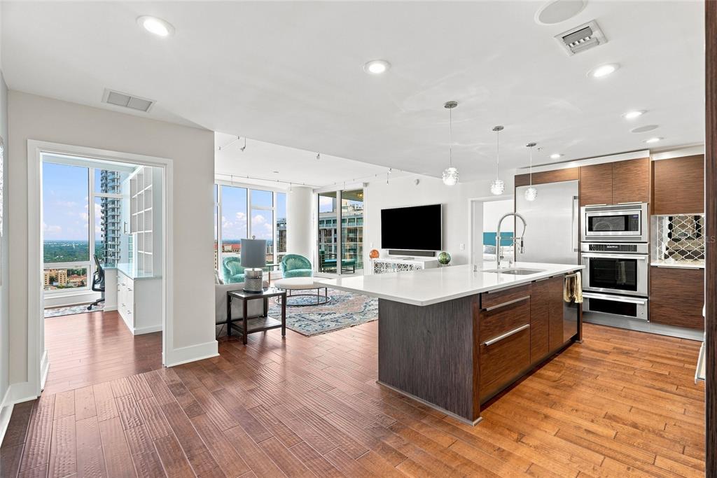 Property for sale at 175 1ST STREET S UNIT 2701, ST PETERSBURG, FL, 33701